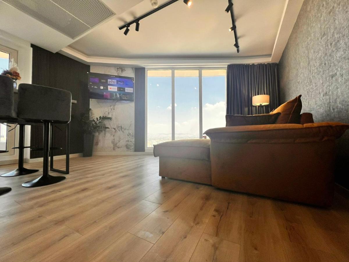 Alfred Sky Smart Apartment 29Th Spa Included Skopje Exteriör bild