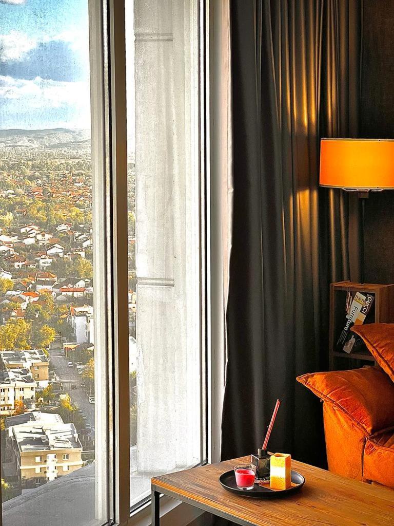 Alfred Sky Smart Apartment 29Th Spa Included Skopje Exteriör bild